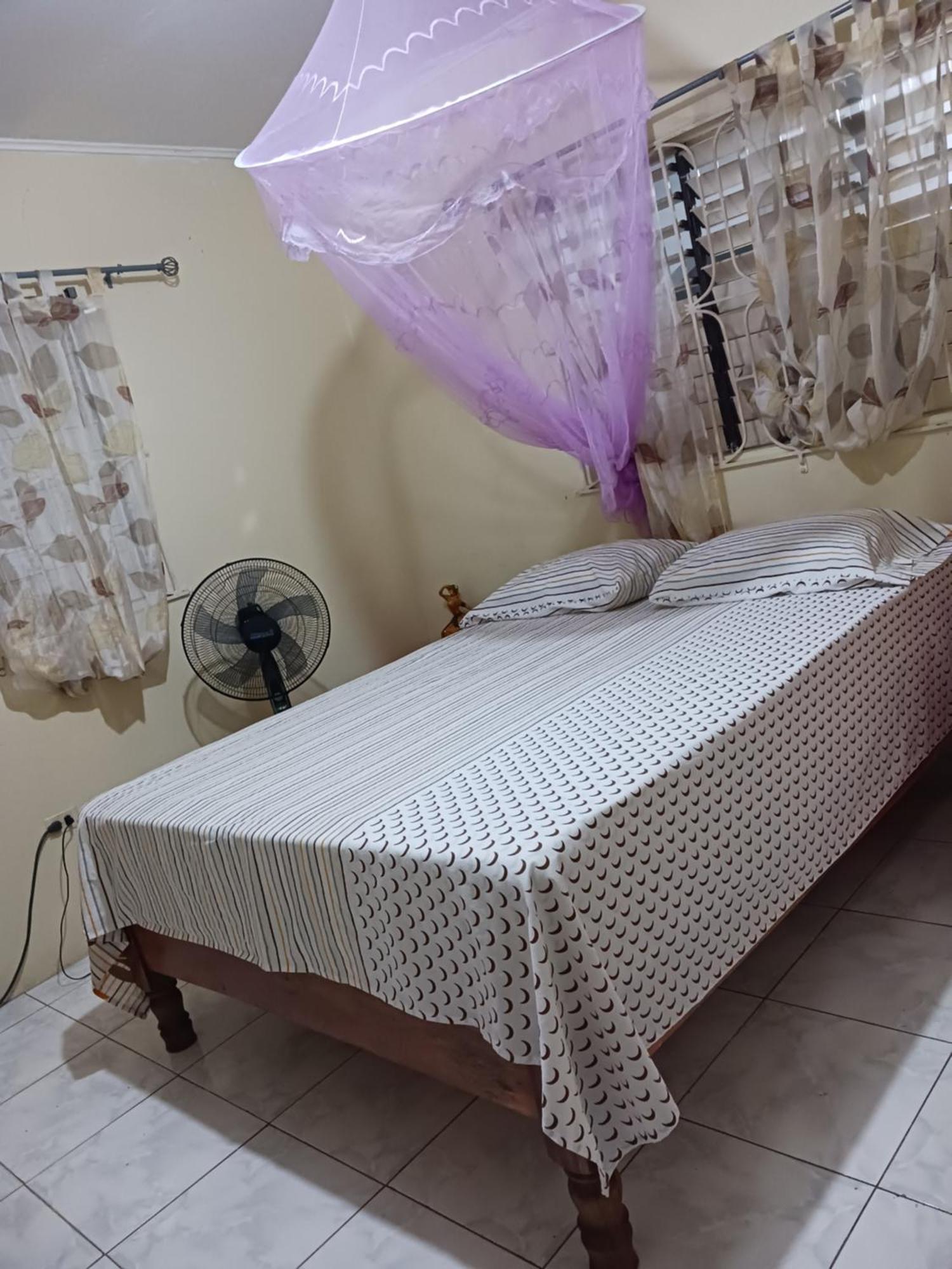Tina'S Guest House أوشو ريوس المظهر الخارجي الصورة