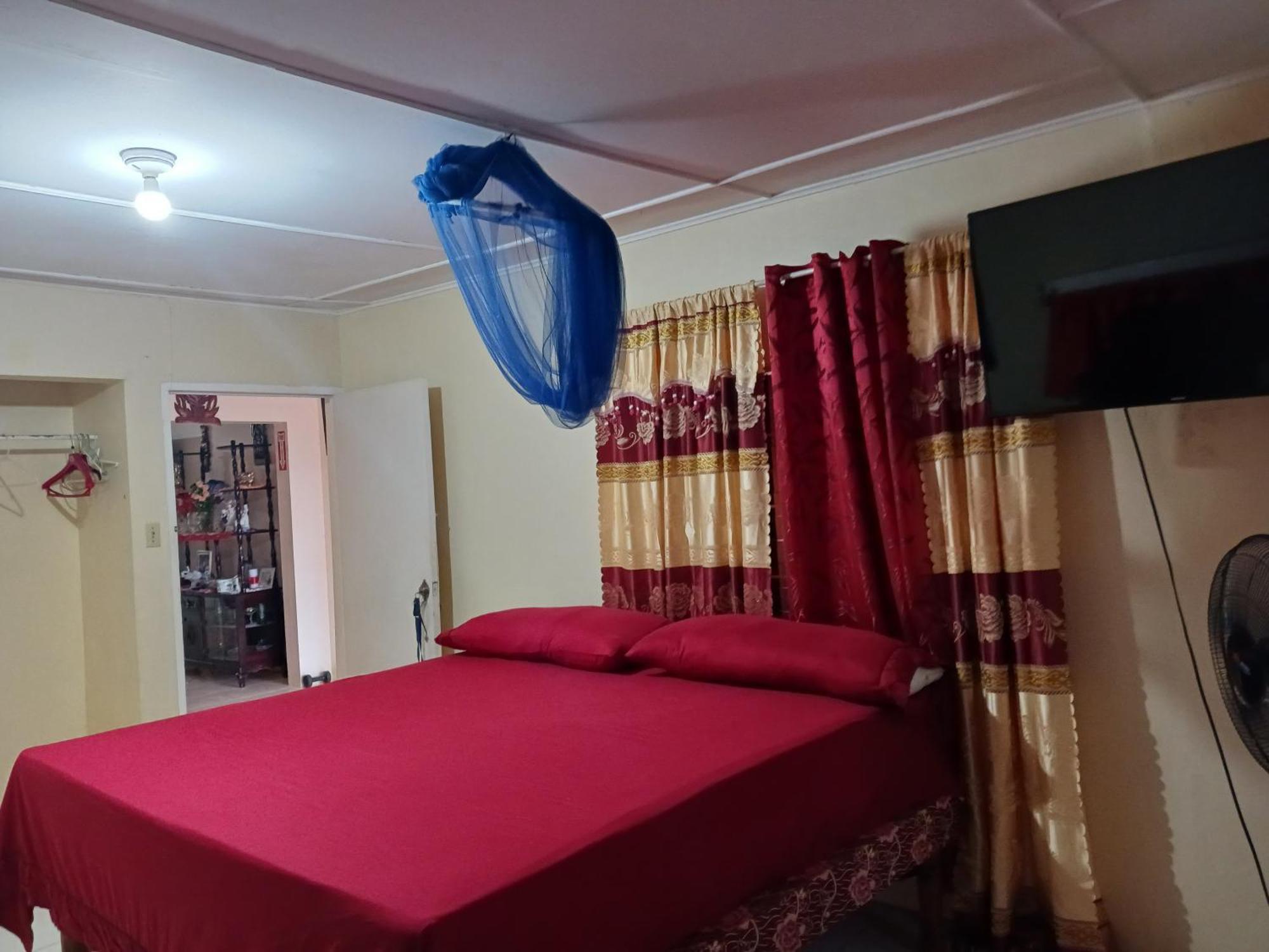 أوشو ريوس Tina'S Guest House المظهر الخارجي الصورة