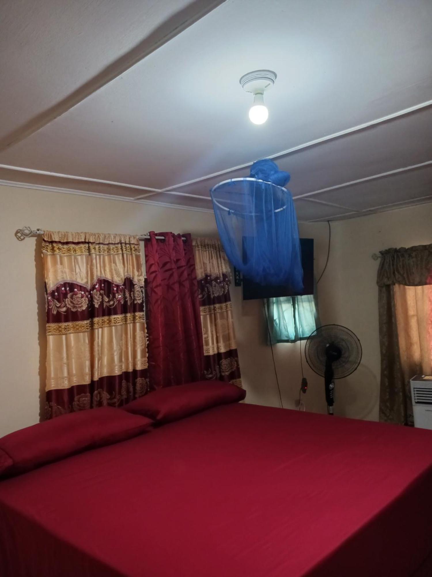 أوشو ريوس Tina'S Guest House المظهر الخارجي الصورة